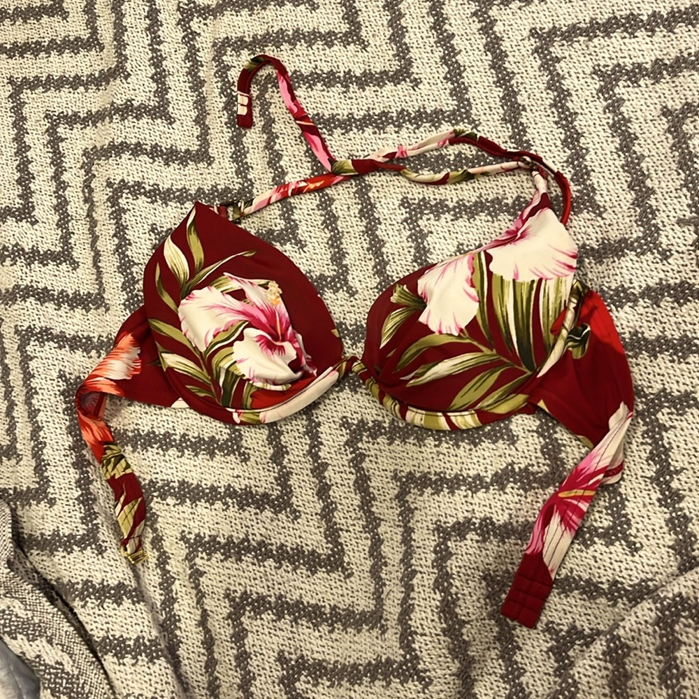 not stretchy tie by neck bathing suit and clip the back
